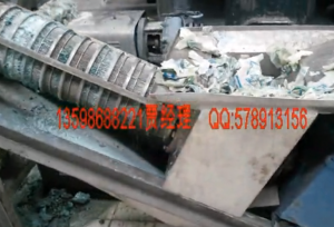 壓榨啤酒瓶標(biāo)設(shè)備展示